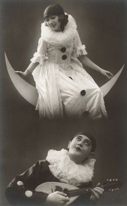 Pierrot and Pierrette Image 3 - French postcard image, 1920's